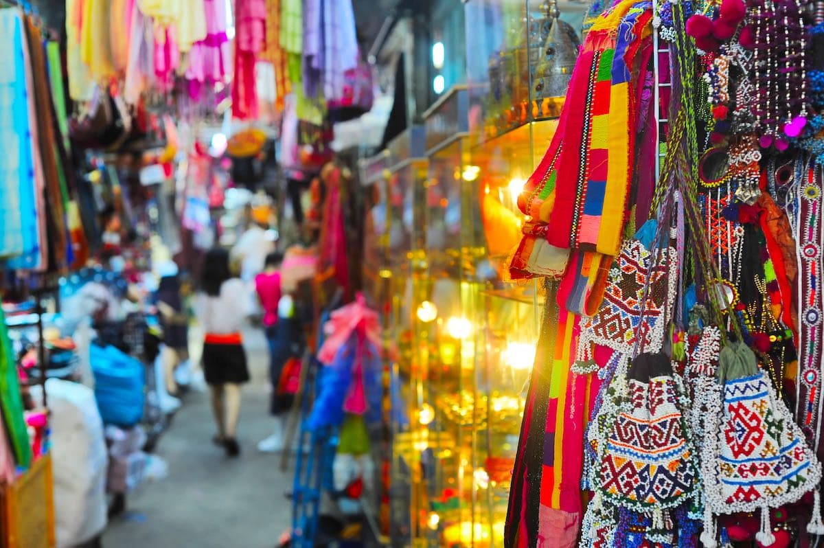 Chatuchak Market in Bangkok: Discover One of the Most Visited Places by Tourists and Locals